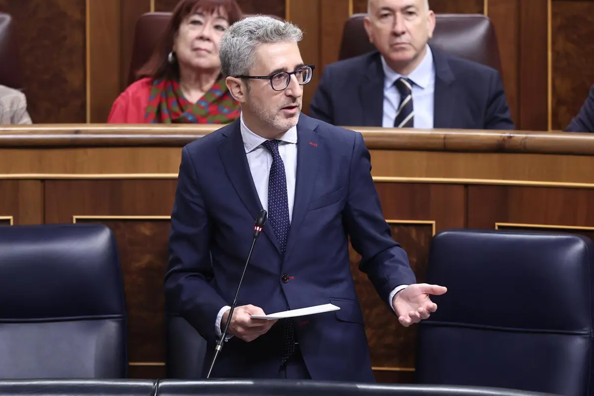 El Congreso pide al Gobierno deflactar el IRPF y eliminar el IVA para pequeños autónomos, PSOE en