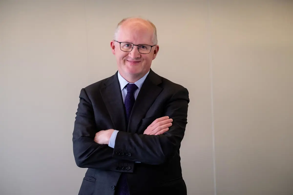El economista jefe del BCE sugiere más eurobonos para apoyar a Ucrania y bienes públicos europeos